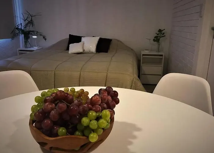 Departamento En Mendoza, Capital, En Calle Aristides Villanueva